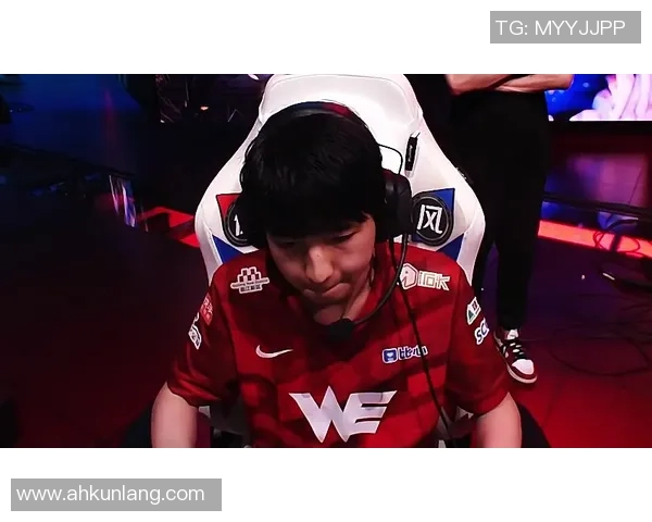 DOTA2热点：解读FPX的控制